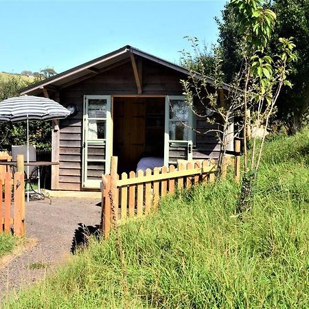 Woolcombe Cabin East Allington Exterior photo